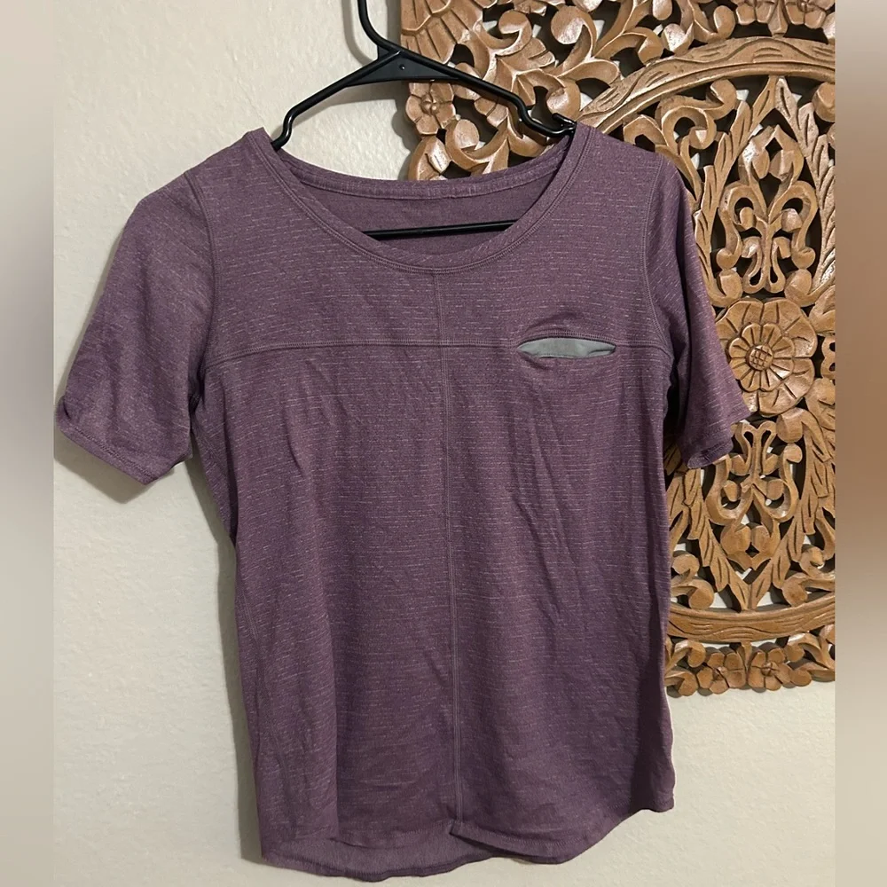 Set of 4 Lululemon tops